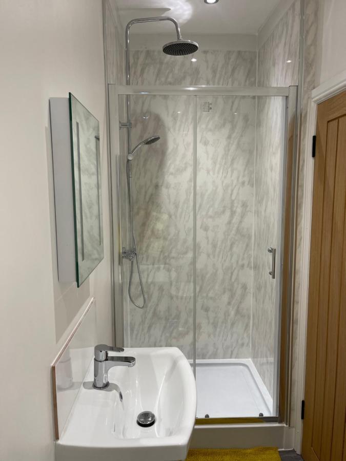 Room In Gloucester Road 4 Bristol Ngoại thất bức ảnh